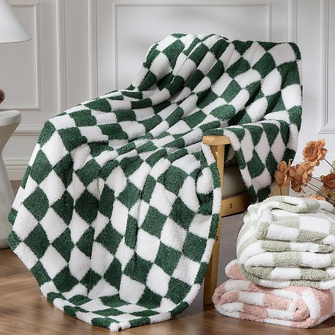 NEWCOSPLAY Knitted Throw Blanket for Couch Sofa Bed, Green White, 50"x60" | Super Soft Plush, Fuzzy Fluffy Microfiber, Lightweight Cozy Blanket for Room Decor, All Season Use, Dark Green White