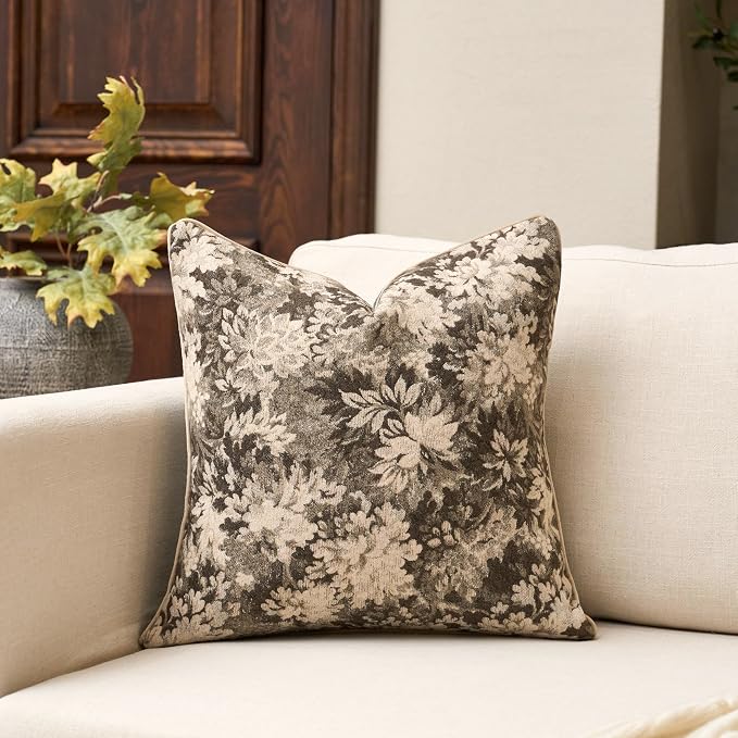 Yangest Neutral Floral Pillow Cover 18 x18 Inches, Vintage Chenille Square Throw Pillow Cover Soft Decorative Farmhouse Accent Couch Pillow Cover for Living Room Bedroom, Grey