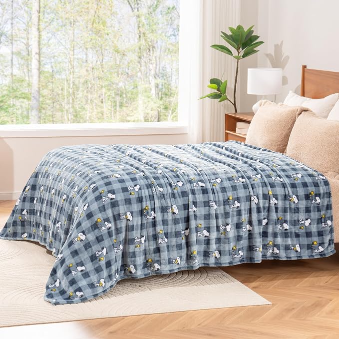 Berkshire Blanket Peanuts® VelvetLoft® Cute Character Snoopy Plush Blanket,Navy Tonal,Full/Queen 90 in x 90 in (Official Peanuts® Product)