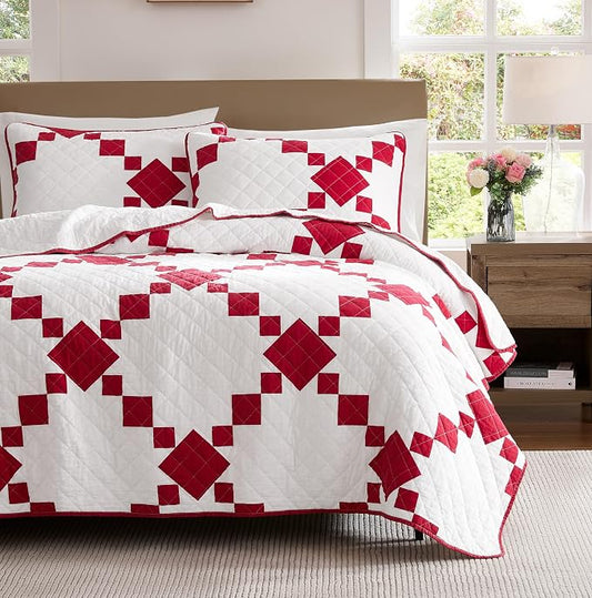 WDCOZY 100% Cotton Quilt King Size, Lightweight Reversible Gingham Patchwork Bedding Set with 2 Pillow Shams, Red Block Pattern Farmhouse Bedspread Shabby Chic Coverlet Thin Comforter All Season