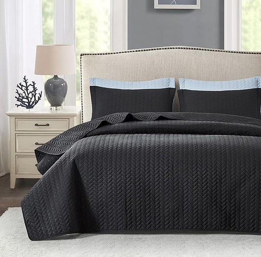 Maple&Stone Black Quilt Set King Size, Lightweight Bedspread | Breathable Coverlet with Chevron Pattern, All-Season Dorm Bed Cover Set Bedding Decor 3 Piece