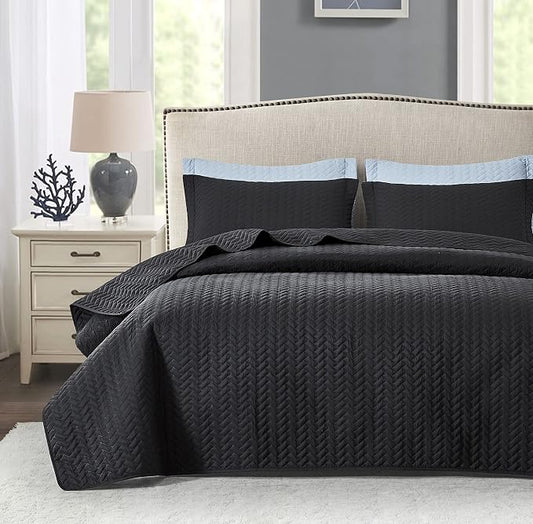 Maple&Stone Black Quilt Set Queen Size, Lightweight Bedspread | Breathable Coverlet with Chevron Pattern, All-Season Dorm Bed Cover Set Bedding Decor 3 Piece