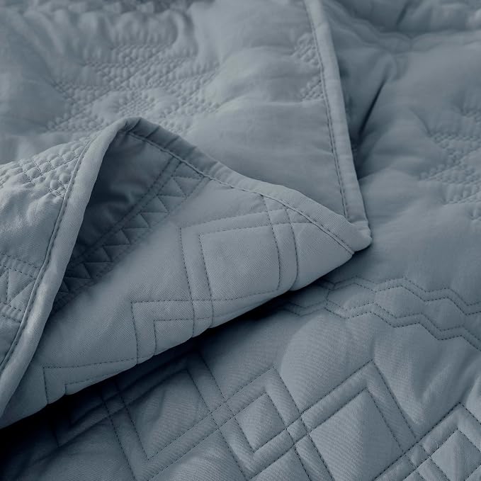 WDCOZY Boho Blue Grey Quilt King Size Bedding Sets with 2 Pillow Shams, Farmhouse Lightweight Soft Bedspread Coverlet for All Season, 3 Pieces, 104x90 inches