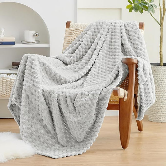 EXQ Home Gentle Soft Fleece Throw Blanket – Cozy Lightweight 3D Imitation Turtle Shell Jacquard Blanket for Couch Bed – All-Season Warm Fuzzy Flannel Blanket for Women Mom Her Gift(50"x60",Light Grey)