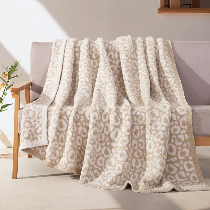 Elegant Comfort Premium Animal Print Leopard Reversible Throw Blanket - Ultra Soft and Lightweight, Luxury Knitted Breathable Fleece for Couch, Bed, Sofa-Warm Velvet Fluffy Throw, 50 x 70 Inch, Beige
