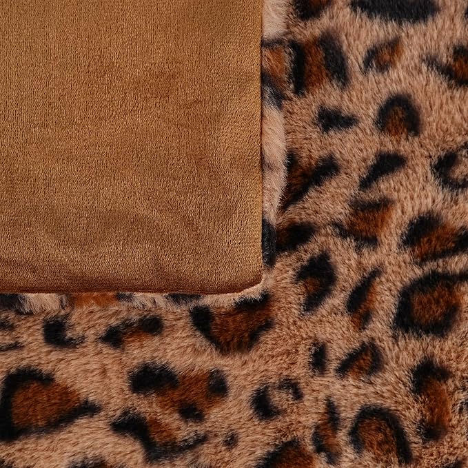 cygnus Set of 2 Cheetah Pillow Covers 18x18 Inch | Soft Faux Fur Leopard Print Throw Pillow Covers，Animal Print Pillowcase for Couch Sofa Bed Living Room Bedroom