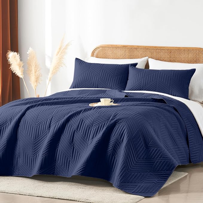 Davulos Twin Quilt Bedding Set,Navy Blue Ultrasonic Quilt Set Reversible Microfiber Bedspread,Lightweight Soft Modern Geometric Coverlet Set for All Seasons(1 Quilt,1 Pillow Sham)