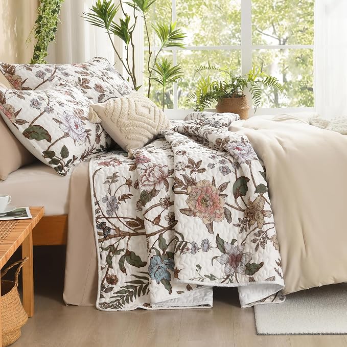 Litanika Floral White Quilt Queen - 3Pcs Botanical Birds Bedding Set | Bedspread Summer Lightweight Soft Coverlet with Pink Flower for All Seasons (96"x90")