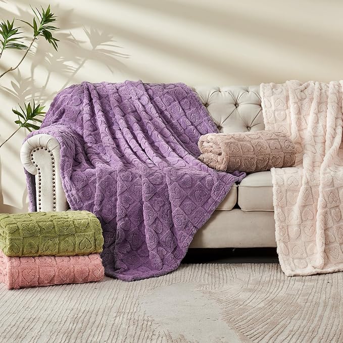 FY FIBER HOUSE Throw Blankets with Heart Checkered Soft Warm Blankets for Lover Mom Valentines Gift Washable Lightweight Fuzzy Blanket for Couch Sofa Bed Office All Season Pink 40"x50"