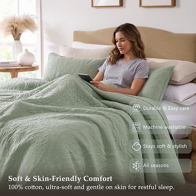 PALASSIO Sage Green Paisley 100% Cotton Quilt Queen Size Bedding Set with 2 Pillow Shams, Boho Floral Lightweight Farmhouse Country Vintage Soft Bedspread Shabby Chic Coverlet for All Season, 3 Pieces