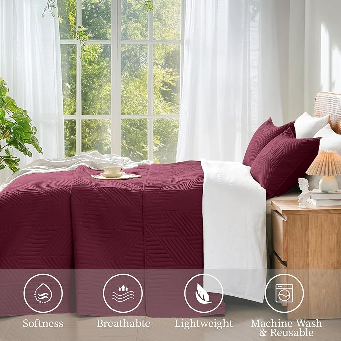 Davulos Full/Queen Quilt Set, Burgundy Lightweight Microfiber Bedspread, Reversible All Season Coverlet with Modern Geometric Pattern, Ultra Soft & Breathable (1 Quilt, 2 Pillow Shams)