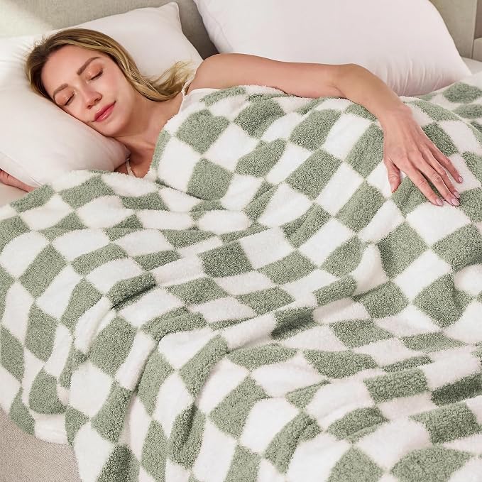 Sage Green Checkered Twin Size Blanket, Soft Plush Microfiber Fleece Blanket for Couch Sofa Bed, Cozy Decorative Home Blanket, All Season, 60x80 Inches