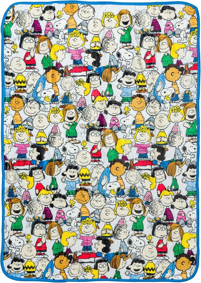 Silver Buffalo Peanuts Snoopy, Fleece Throw Blanket, 45x60in | Charlie Brown, Lucy, Linus, Sally and Woodstock, Soft and Cozy, 185 GSM