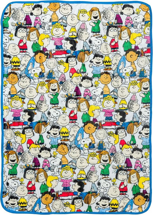 Silver Buffalo Peanuts Snoopy, Fleece Throw Blanket, 45x60in | Charlie Brown, Lucy, Linus, Sally and Woodstock, Soft and Cozy, 185 GSM