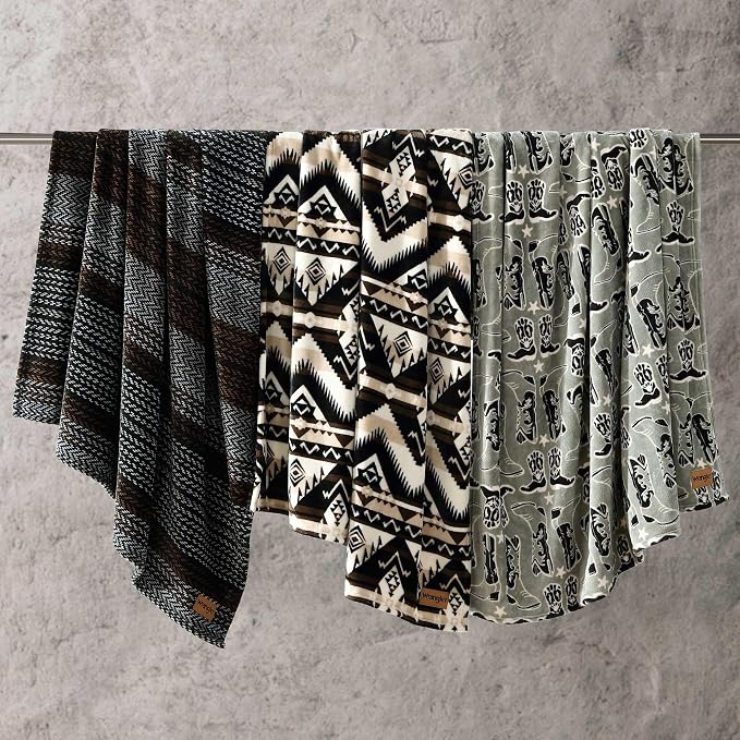 Wrangler - Blanket, Super Soft Plush Fleece Bedding, Yellowstone Inspired Throw Blanket for Couch or Bed (Knockin Boots Green, 50" x 60")