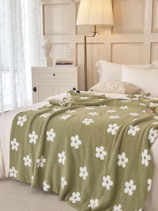 Ultra Soft Cozy Sunflower Knitted Throw Blanket Fluffy Microfiber Checkerboard Bed Blanket Lightweight Both Sides Blanket for Couch Sofa Bed (Sage Green, Throw 50“x60”)