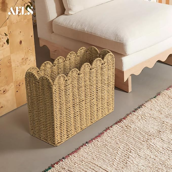 AELS Woven Natural Fibre Magazine Holder, Scalloped Edge Floor Magazine Rack, Hand-woven Organizer, Boho Modern Farmhouse Book Basket, File Newspaper Mail Holder for Office