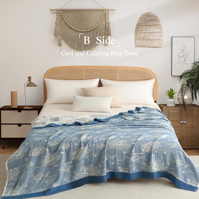 Phuryllic Boho Throw Blanket Full Size, Extra Large Soft Cozy Cotton Muslin Quilt Blanket for Bed Decor, Floral Patterned Couch Sofa Chair Cover, Vintage Farmhouse Cottage Woven Blanket, Blue&White
