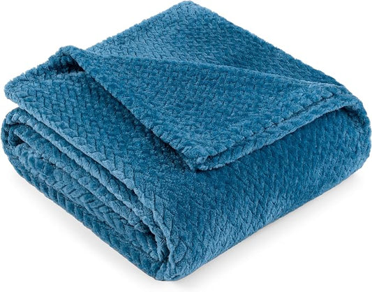 PAVILIA Soft Fleece Teal Blue Throw Blanket for Couch, Lightweight Plush Warm Blankets for Bed, Fuzzy Cozy Flannel Blanket Throw for Sofa, Travel, Jacquard Pattern, Teal Blue, Twin, 60x80 inch