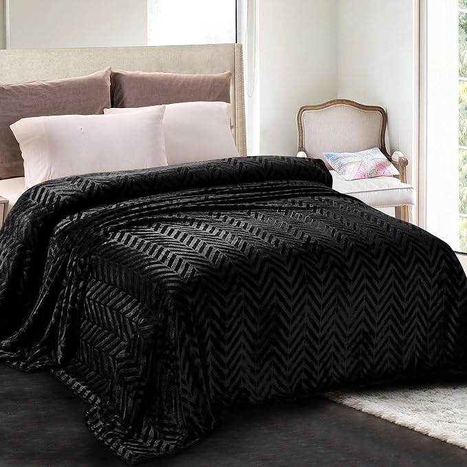 Whale Flotilla Flannel Fleece Bed Blanket Queen Size, Black | Lightweight Breathable Soft Bedspread, Plush Fluffy Coverlet Chevron Design Decorative Blanket for All Season, 90x90 Inch