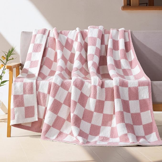 Elegant Comfort Premium Checkered Reversible Throw Blanket - Ultra Soft and Lightweight, Luxury Knitted Breathable Fleece for Couch, Bed, Sofa - Warm Velvet Fluffy Throw, 50 x 70 Inch, Light Pink