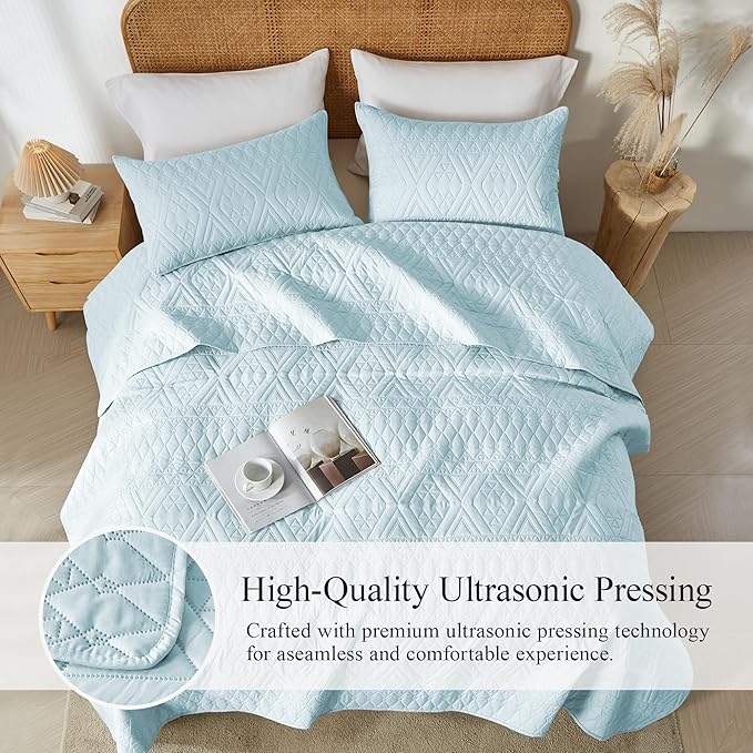 akkialla Twin Size Quilt Bedding Set,Sky Blue Lightweight Microfiber Soft Bedspreads,Modern Style Geoetric Pattern Coverlet Set for All Seasons,2 Piece(1 Quilt,1Pillow Sham)