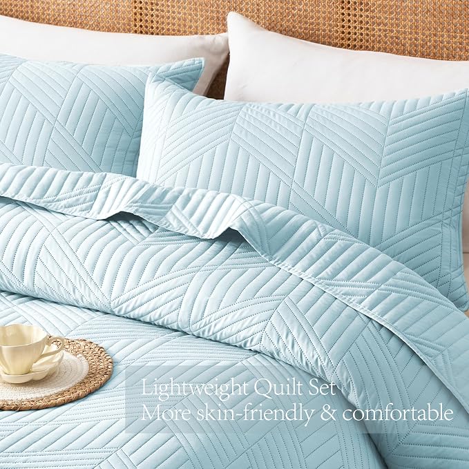Davulos King Quilt Bedding Set,Aqua Blue Ultrasonic King/Cal King Quilt Set Reversible Microfiber Bedspread,Lightweight Soft Modern Geometric Coverlet Set for All Seasons(1 Quilt,2 Pillow Shams)