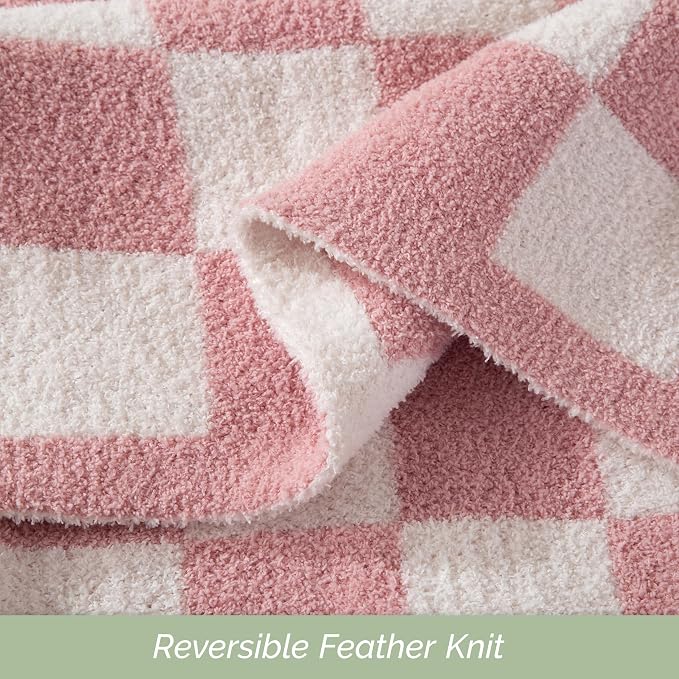 Elegant Comfort Premium Checkered Reversible Throw Blanket - Ultra Soft and Lightweight, Luxury Knitted Breathable Fleece for Couch, Bed, Sofa - Warm Velvet Fluffy Throw, 50 x 70 Inch, Light Pink
