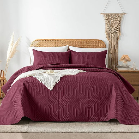Davulos Twin Quilt Set,Burgundy Lightweight Reversible Bedspread for All Seasons,Soft Modern Microfiber Geometric Coverlet for Dorm Room or Guest Bedroom(1 Quilt,1 Pillow Sham)