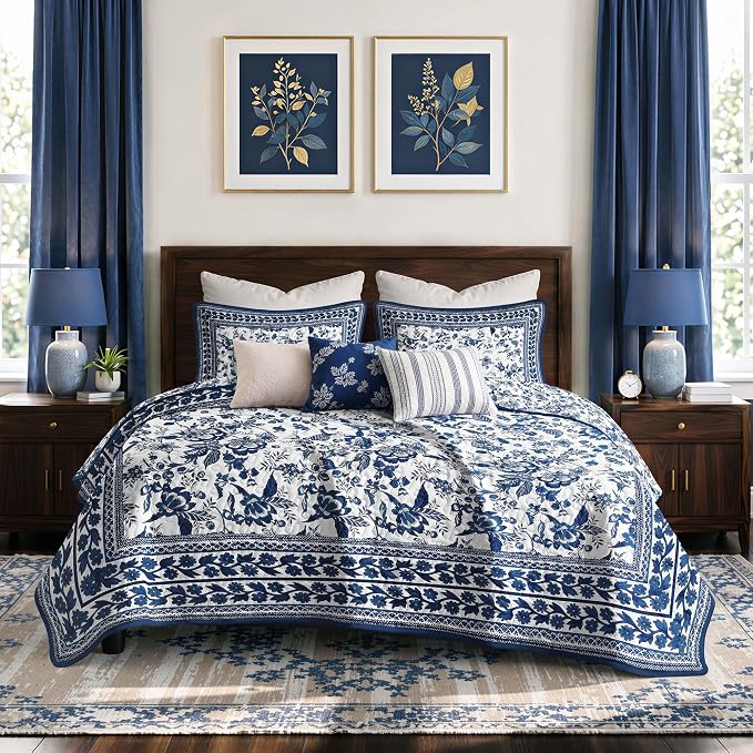 FLYMME Blue and White Vintage Floral Quilt Set Full/Queen Size, 3-Piece Classic Reversible Bedspread Coverlet with 2 Pillow Shams, Lightweight Botanical Bedding Set for All Season