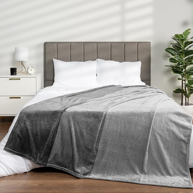 PAVILIA Gray Ombre Fleece Throw Blanket for Couch Sofa Bed, 50x60