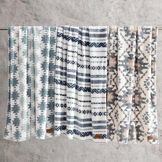 Wrangler - Blanket, Super Soft Sherpa Bedding, Yellowstone Inspired Throw Blanket for Couch or Bed (Dakota Grey, 50" x 60")