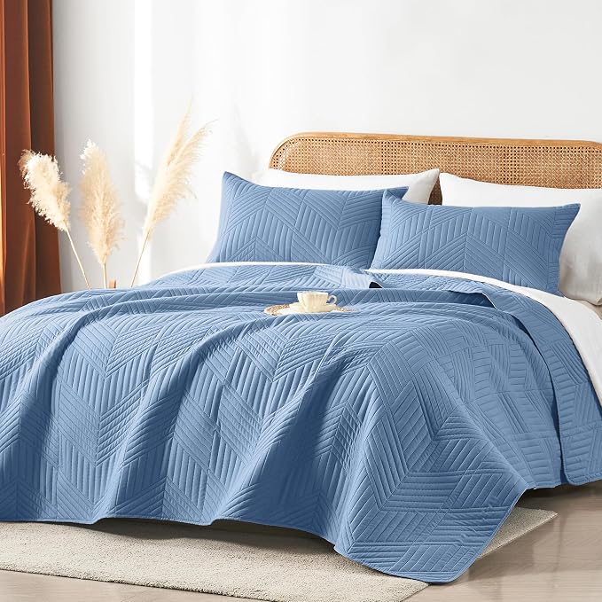 Davulos Queen Quilt Bedding Set,Bluish Grey Ultrasonic Full/Queen Quilt Set Reversible Microfiber Bedspread,Lightweight Soft Modern Geometric Coverlet Set for All Seasons(1 Quilt,2 Pillow Shams)