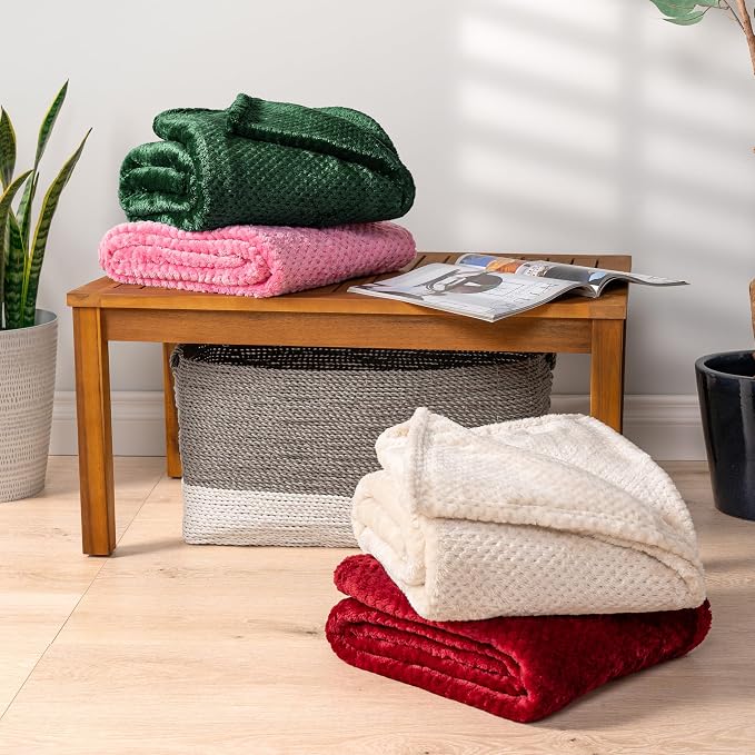PAVILIA Emerald Green Fleece Throw Blanket for Couch Sofa Bed, Soft Fuzzy Waffle Jacquard Microfiber, Warm Lightweight Fade-Resistant Decorative All Season Throw, 60x80 Twin