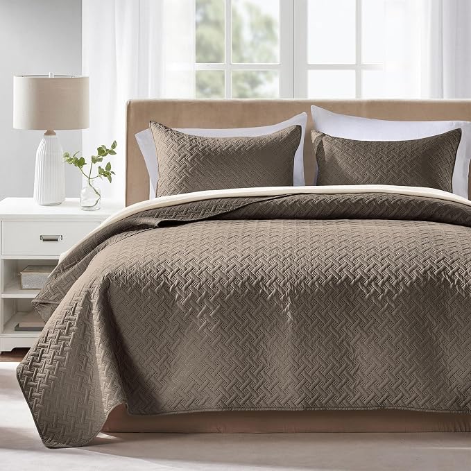 FLYMME Quilts King Size,Lightweight Mocha Brown Bedspreads,Basket Weave Pattern,Ultra Soft Microfiber Bed Coverlet 3 Pieces for All-Seasons (1 Quilt,2 Pillow Shams)