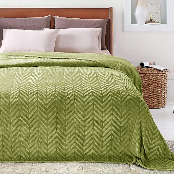 Whale Flotilla Flannel Fleece Bed Blanket Twin XL Size, Olive Green | Lightweight Breathable Soft Bedspread, Plush Fluffy Coverlet Chevron Design Decorative Blanket for All Season, 90x66 Inch