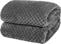 PAVILIA Dark Gray Fleece Throw Blanket for Couch Sofa Bed, Soft Fuzzy Waffle Jacquard Microfiber, Warm Lightweight Fade-Resistant Decorative All Season Throw, 50x60