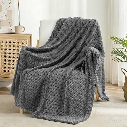 Exclusivo Mezcla Large Waffle Fleece Throw Blanket for Couch, Gray | Lightweight Soft Blanket for Sofa, Bed, Living Room, Plush Fluffy Throw for Home Decor, Travel, All Season, 50x70 Inches