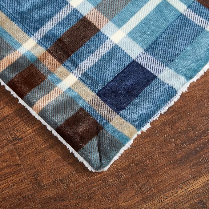MERRYLIFE Sherpa Throw Blanket Ultra-Plush Comfort | Decorative, Soft, Colorful | Home, Couch, Outdoor, Travel Use (Greenland, 60" 70")