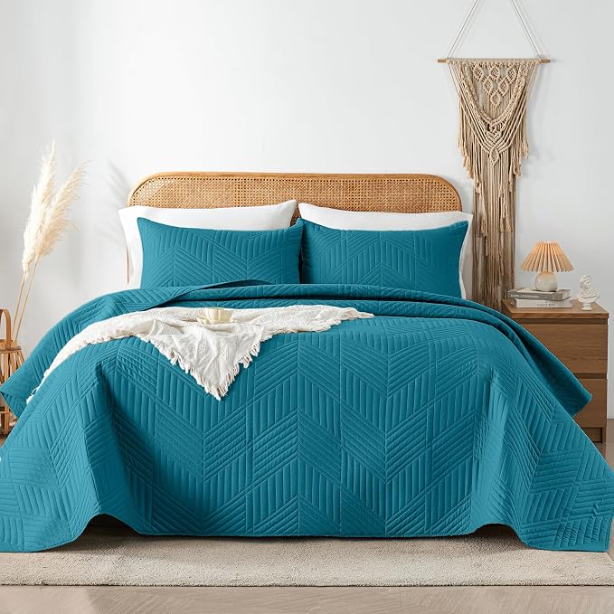 Davulos Twin Quilt Set,Teal Lightweight Reversible Bedspread for All Seasons,Soft Modern Microfiber Geometric Coverlet for Dorm Room or Guest Bedroom(1 Quilt,1 Pillow Sham)