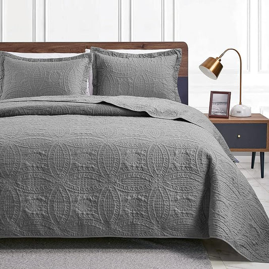 Love's cabin Quilts for Full Bed Grey Bedspreads Bedding Set - Summer Lightweight Bedspread Comforter - Coin Pattern Bedding Coverlet for All Season - 3 Pieces (1 Quilt, 2 Pillow Shams)