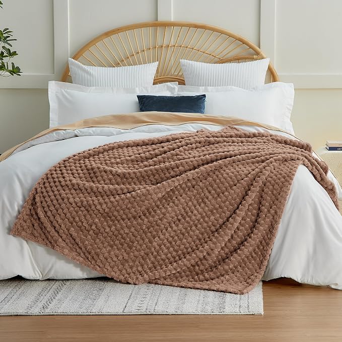 EXQ Home Gentle Soft Fleece Throw Blanket – Cozy Lightweight 3D Imitation Turtle Shell Jacquard Blanket for Couch Bed – All-Season Warm Fuzzy Flannel Blanket for Women Mom Gifts(50"x60",Mocha Mousse)