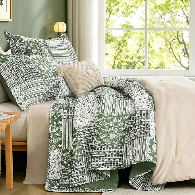 Litanika Floral Sage Quilt Queen - 3Pcs Botanical Birds Bedding Set | Patchwork Bedspread Summer Lightweight Soft Coverlet for All Seasons (96"x90")