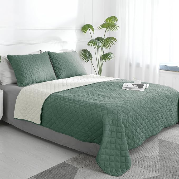 Easy-Going Reversible Quilt Set Full/Queen, Bedspread with 2 Shams | Cyan/Ivory, Lightweight Microfiber Bed Comforter, 1 Quilt + 2 Pillow Shams, All-Season Coverlets for Bedroom