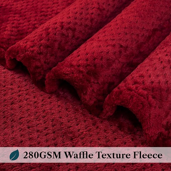 PAVILIA Dark Red Fleece Throw Blanket for Couch Sofa Bed, Soft Fuzzy Waffle Jacquard Microfiber, Warm Lightweight Fade-Resistant Decorative All Season Throw, 50x60