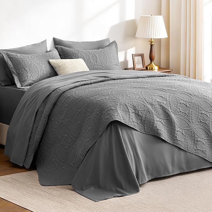 Love's cabin King Quilt Set Grey, Bed in a Bag King Size Bedding 7 Pieces, Ultrasonic Embossed Coin Pattern Comforter, Lightweight Bedspreads for All Seasons Quilt with Sheets, Pillowcases & Shams