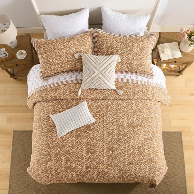 SahSahCasa Quilt Set Queen Size, 100% Cotton Quilt Bedding Set Bedspread, Botanical Pattern Solid Color Chic Lightweight Quilted Comforter for Queen Bed, White/Caramel, All Season, 3 Pieces