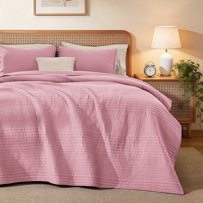 Love's cabin Queen Size Cotton Quilt Set, 100% Cotton Fabric Striped Textured Coverlet with Crinkled Look, Lightweight Quilted Bedspread for All Season, Includes 2 Pillow Shams, Pink