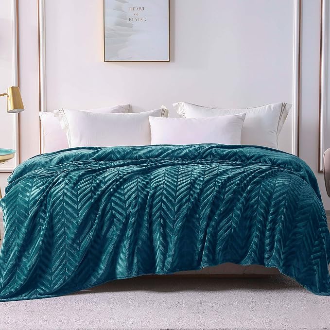 Whale Flotilla Flannel Fleece Bed Blanket Twin XL Size, Teal | Lightweight Breathable Soft Bedspread, Plush Fluffy Coverlet Chevron Design Decorative Blanket for All Season, 90x66 Inch