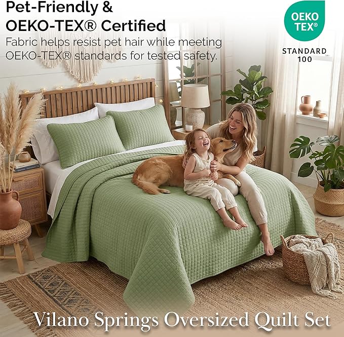 Southshore Fine Living, Inc. Twin XL Quilt Set, Dorm Room Bedding Essentials, Stain Resistant Bedding, Machine Washable Bed Spread, Twin XL Green Quilt Bedspread Set w/Pillow Sham, Sage Green